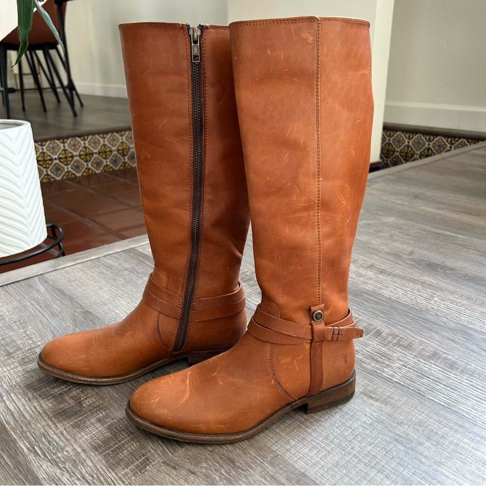 Frye Melissa Belted Leather Boots NEW! - Picture 2 of 10